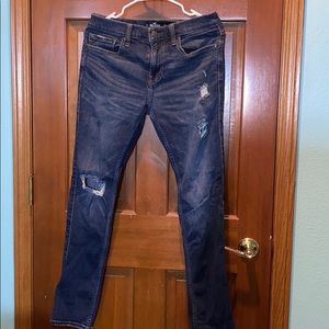 Men’s Hollister Dark Washed Ripped Jeans